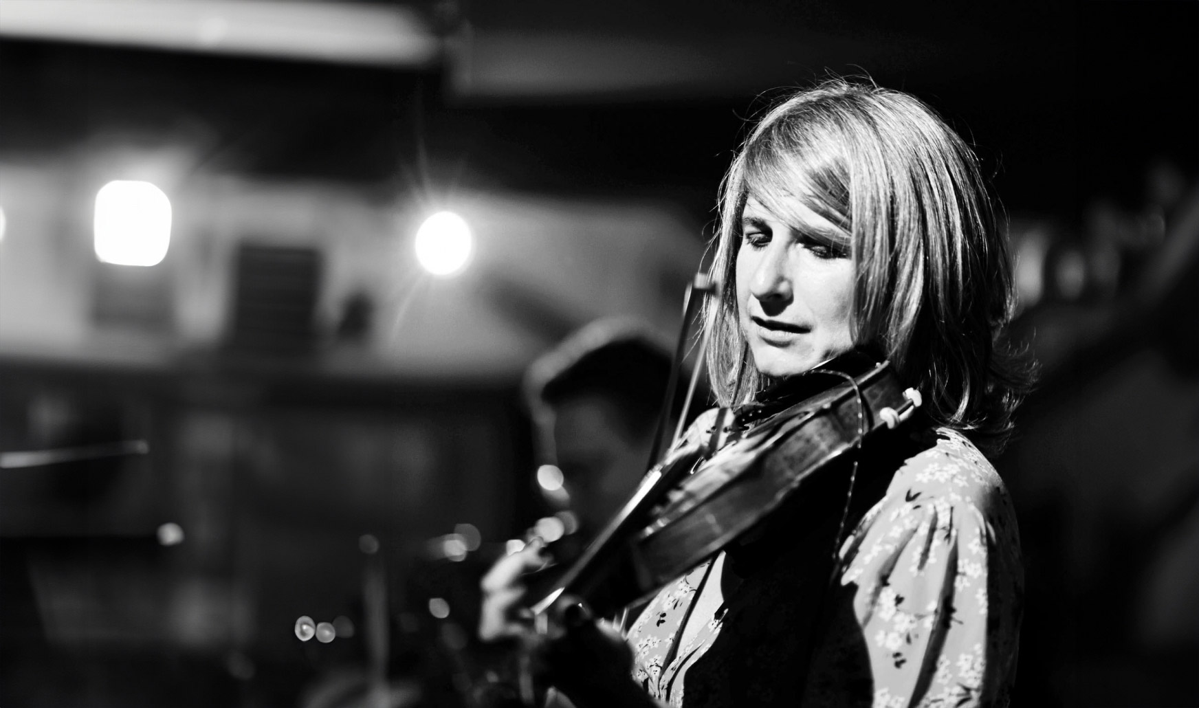 AURORE VOILQUE BALKAN LADIES CONNEXION