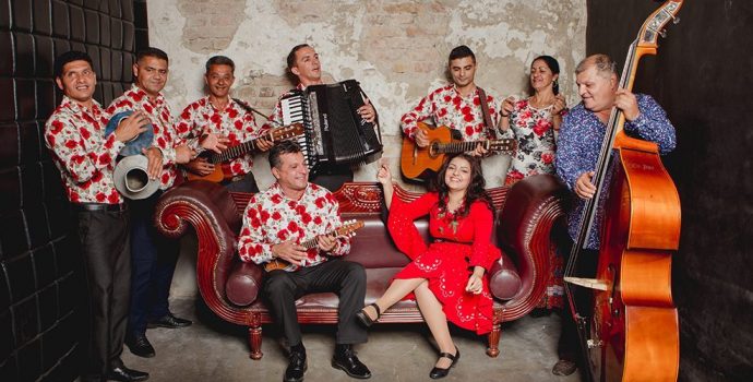 PARNO GRASZT & BOHEMIAN BETYARS